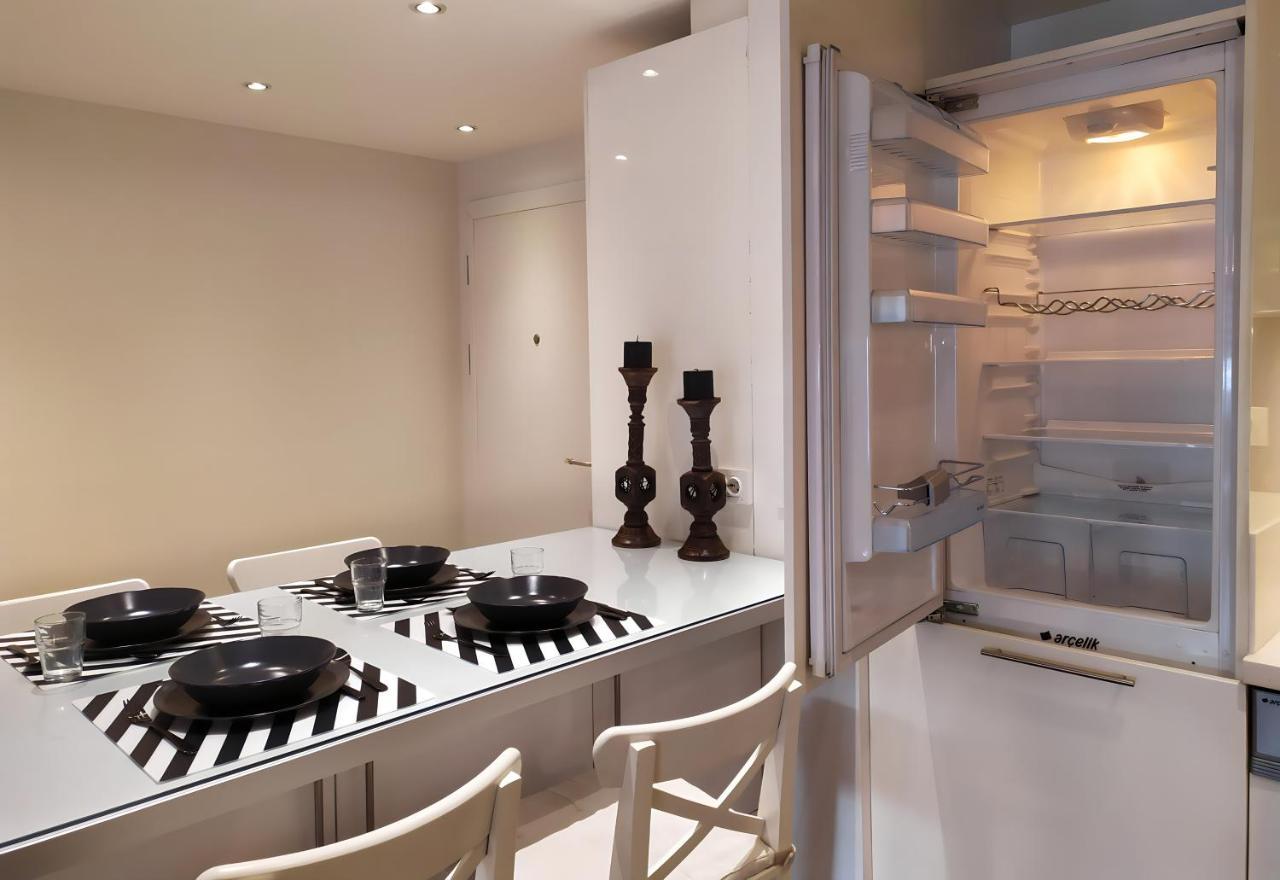 Luxury Residence In Sisli Истанбул Екстериор снимка